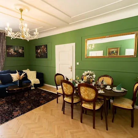 Apartment New, Stylish And Spacious