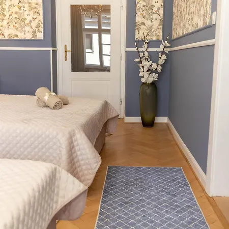 Apartment New, Stylish And Spacious *