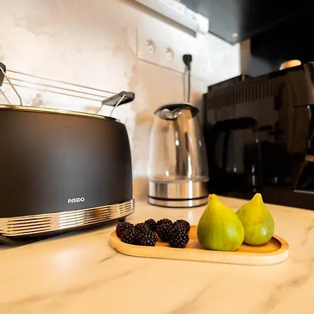 New, Stylish And Spacious *