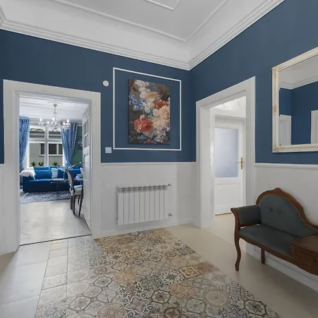 New, Stylish And Spacious Apartment Pressburg
