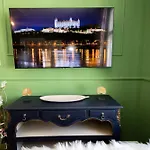 New, Stylish And Spacious Bratislava